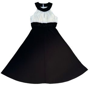 Jessica Howard Evening Midi Dress w Beading and Peek a Boo Cut Out. Size 4